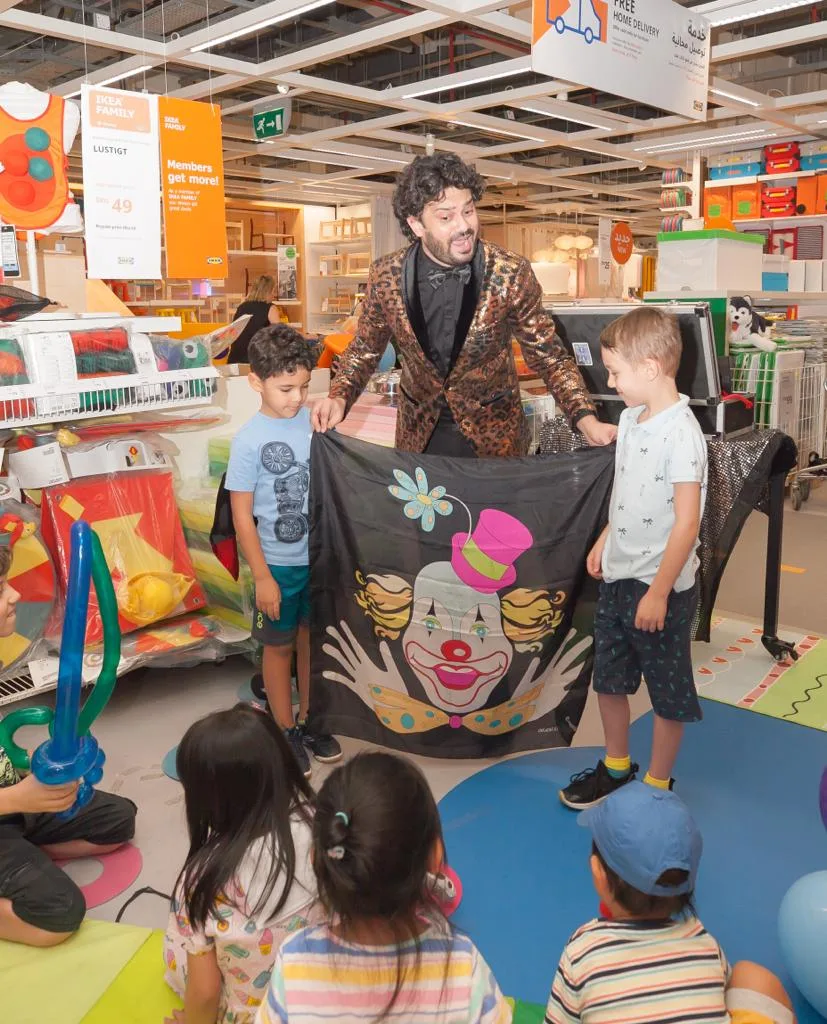 Kids entertainment in Singapore - balloon twisting, face painting, magic shows photo 11