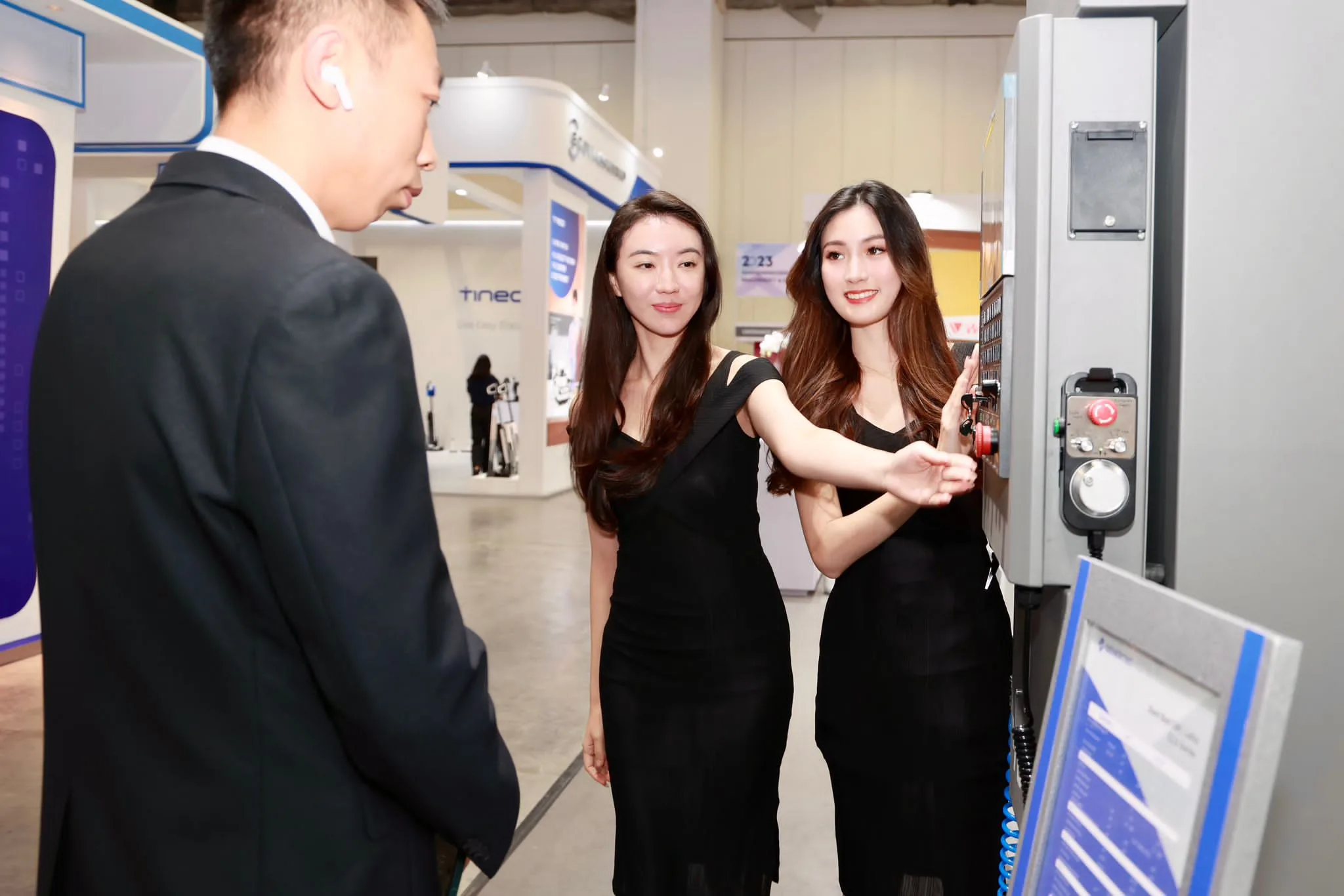 hire hostess in singapore