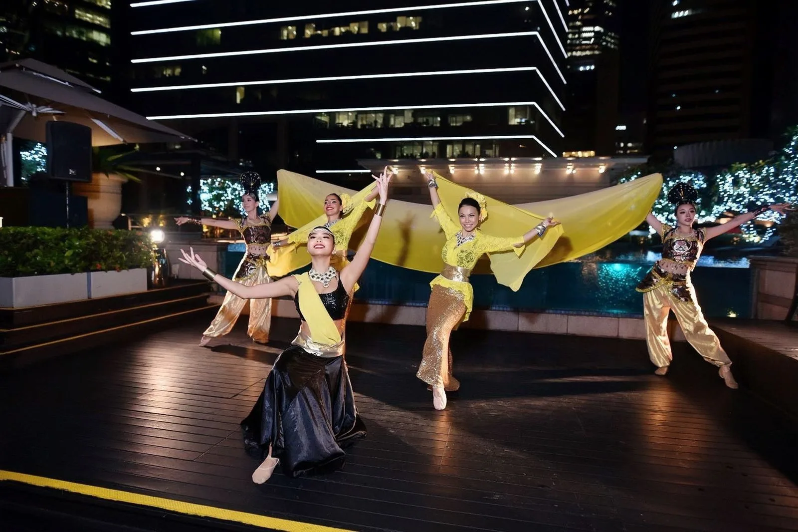 Belly Dancers performance at corporate event in Singapore - photo 2