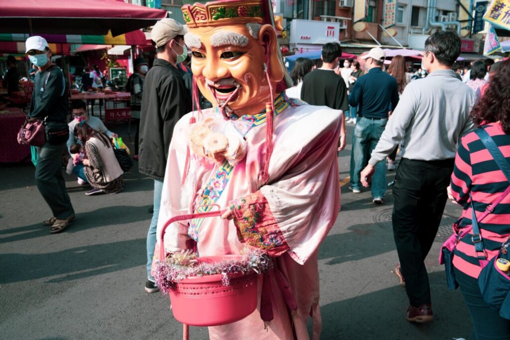 Bian Lian Mask Changing Performance in Singapore