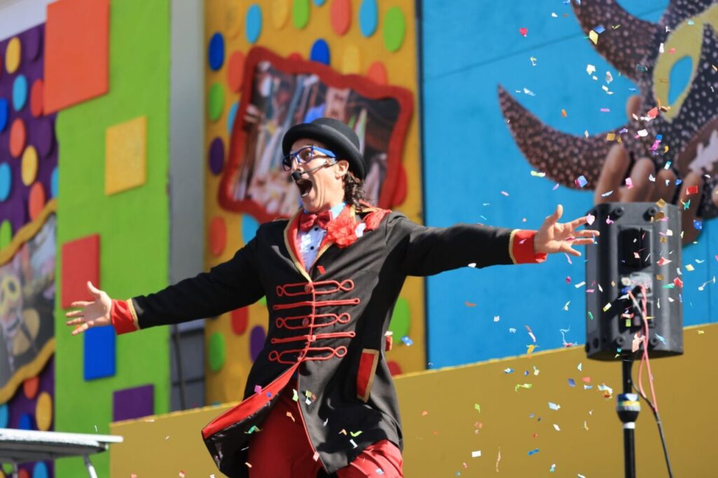 How Many Performers Needed for Your Event Size