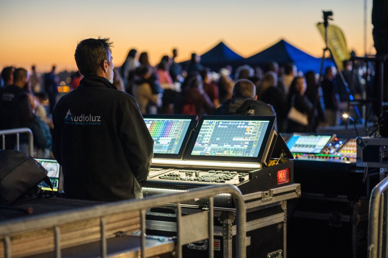 How to Manage Event Vendors Effectively in Singapore